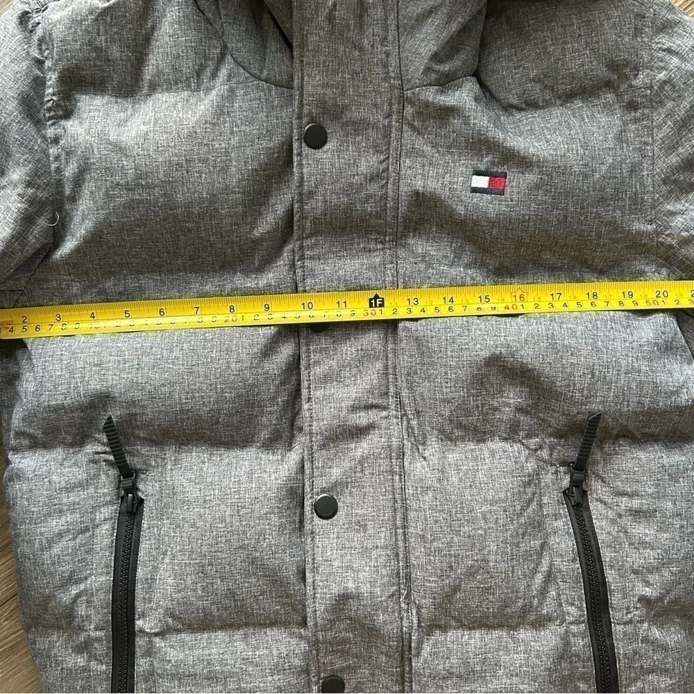 Tommy Hilfiger | Ultra Loft Down Hooded Coat in Grey Heather (S)